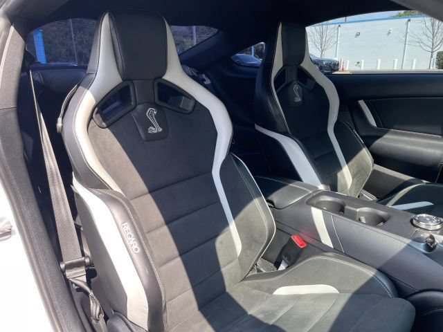 Used 2021 Ford Mustang Shelby GT500 w/ Technology Package RWD image 4