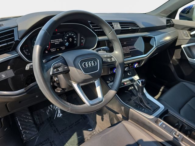 Certified 2024 Audi Q3 2.0T Premium w/ Convenience Package AWD/4WD image 16