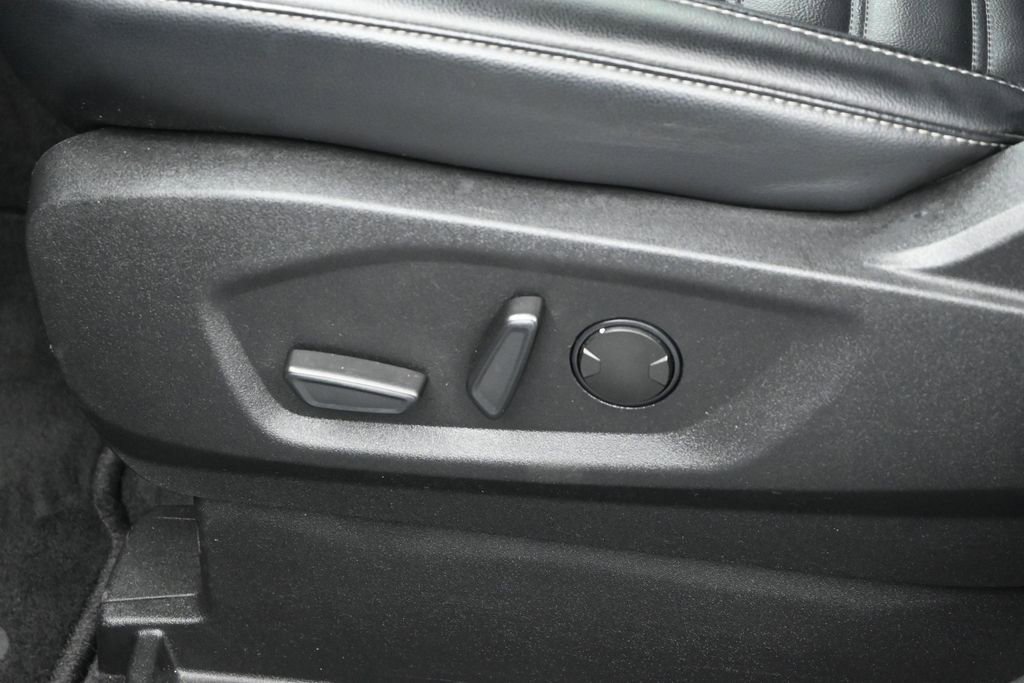 Used 2024 Ford Edge SEL w/ Convenience Package AWD/4WD image 10
