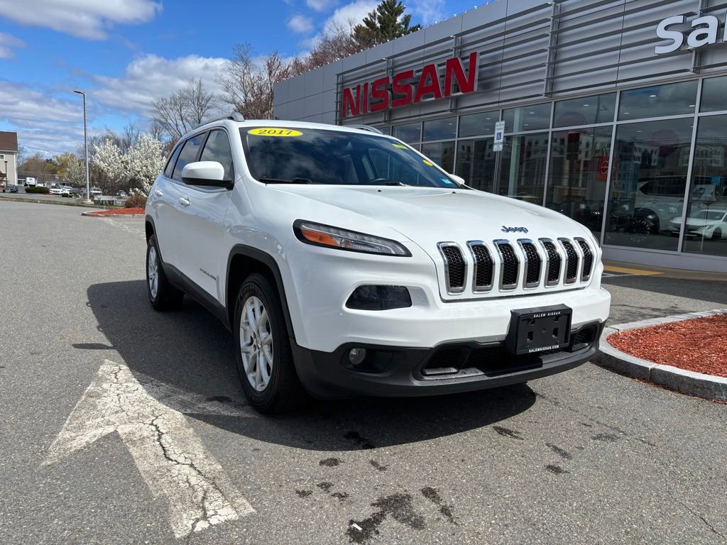 Used 2017 Jeep Cherokee Latitude w/ Cold Weather Group