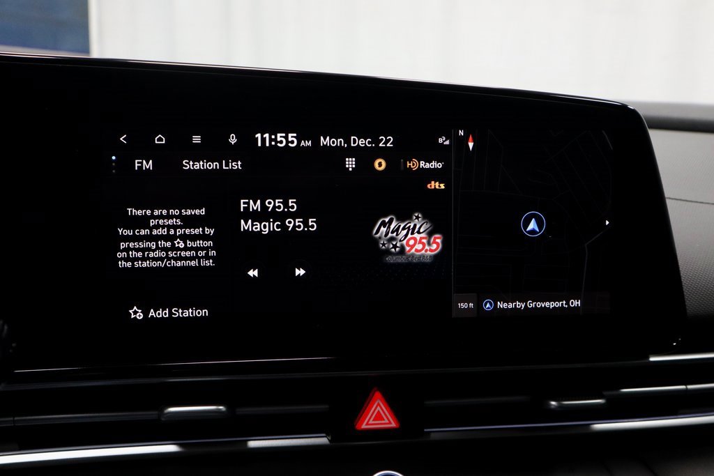 Certified 2024 Hyundai Elantra Limited image 3