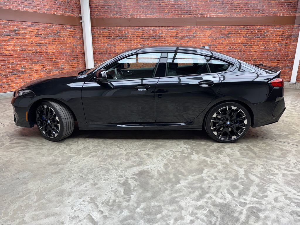 Used 2025 BMW M235i xDrive w/ Premium Package AWD/4WD image 2