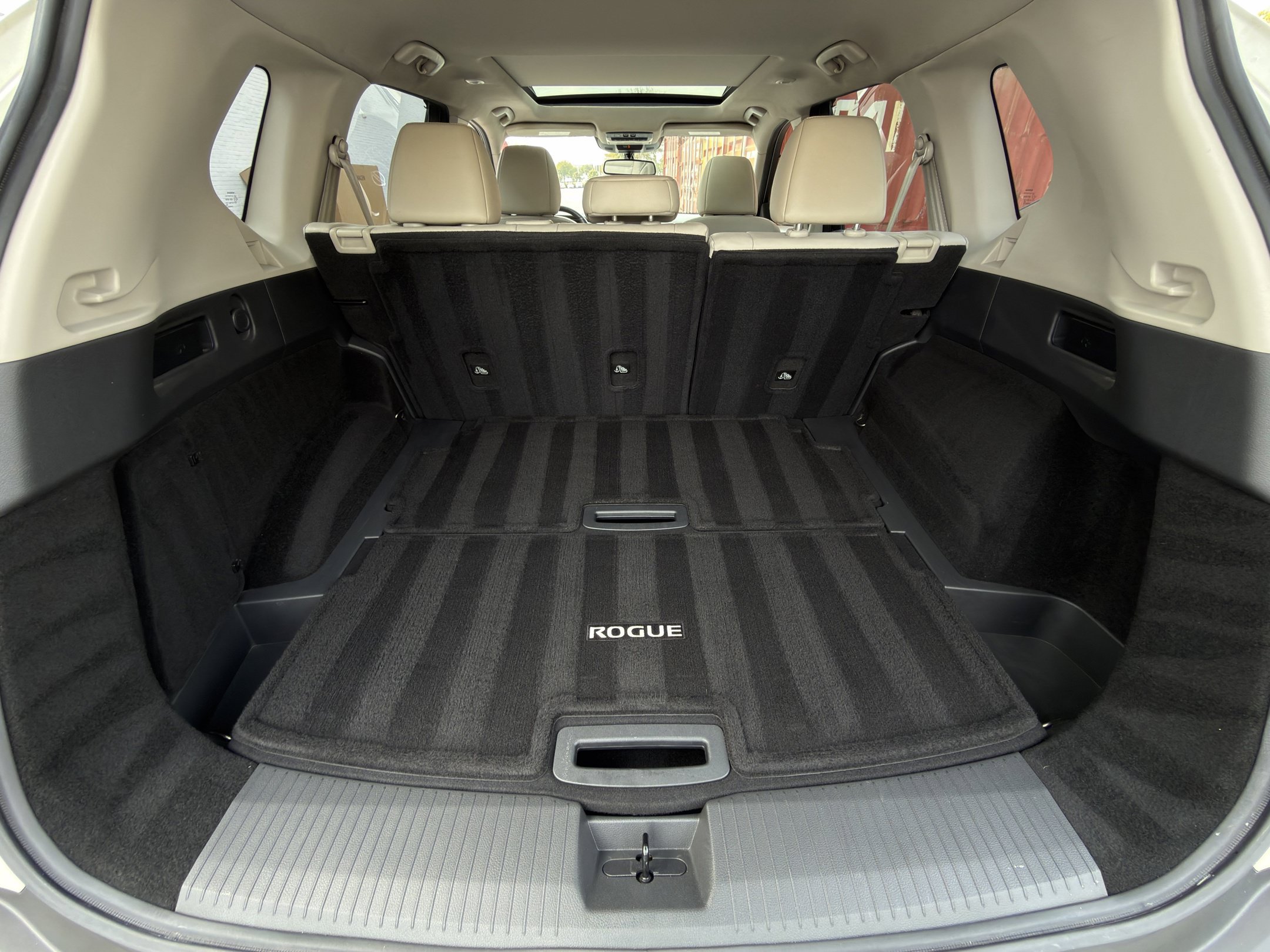 Used 2021 Nissan Rogue SL AWD/4WD image 28