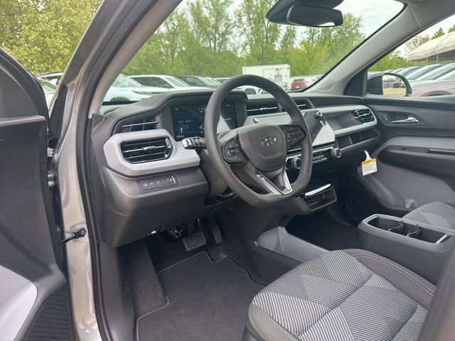 New 2027 Chevrolet Bolt LT FWD image 13
