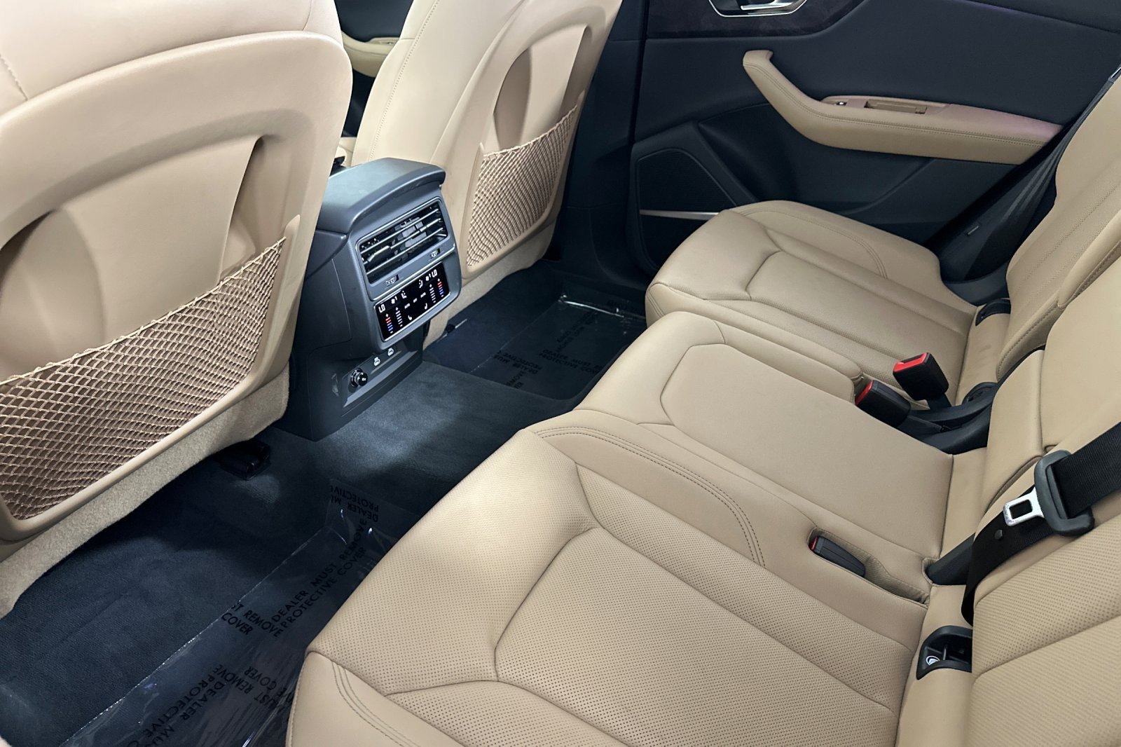 Used 2025 Audi Q8 Premium Plus w/ Premium Plus Package image 11