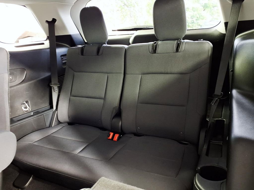 Used 2025 Ford Explorer Active image 9