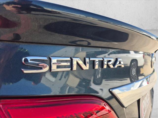 Used 2015 Nissan Sentra SV w/ Style Package FWD image 10