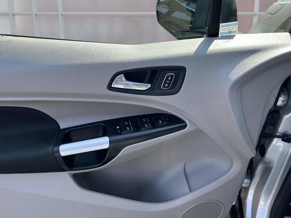 Used 2022 Ford Transit Connect XLT FWD image 15