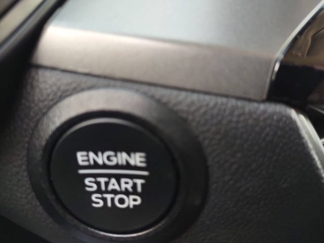 Used 2023 Ford Escape Active AWD/4WD image 16