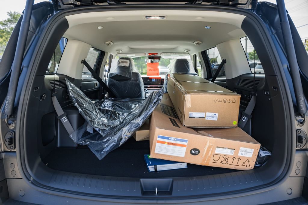 New 2026 Hyundai Santa Fe XRT image 9