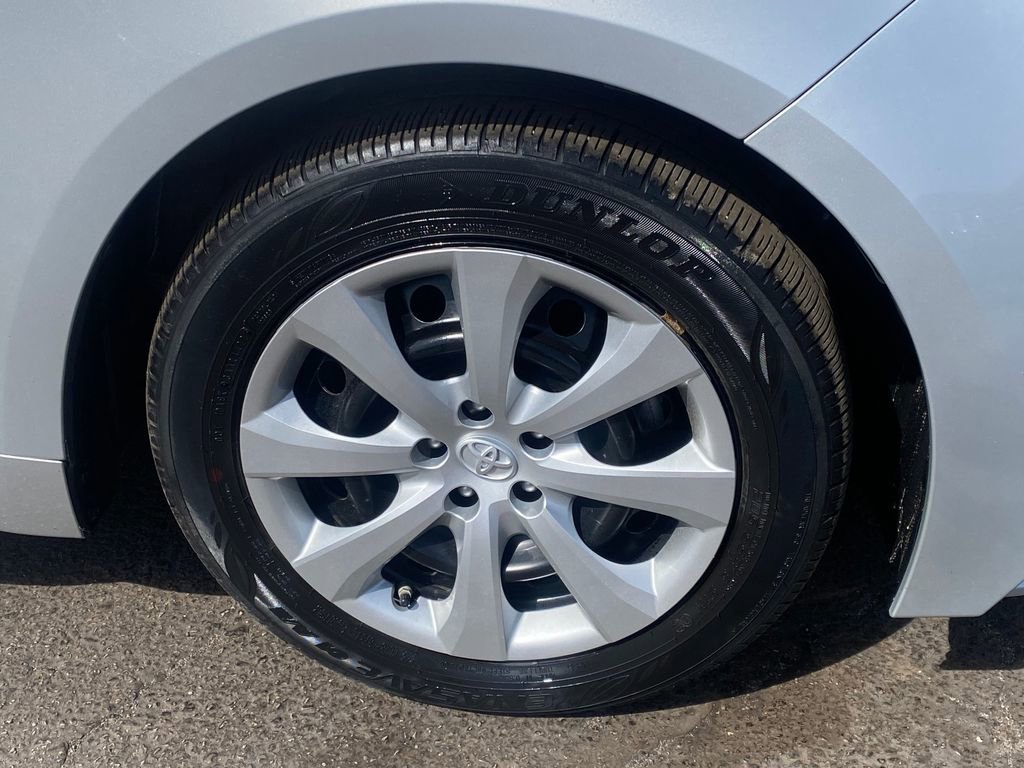 Used 2023 Toyota Corolla LE FWD image 27
