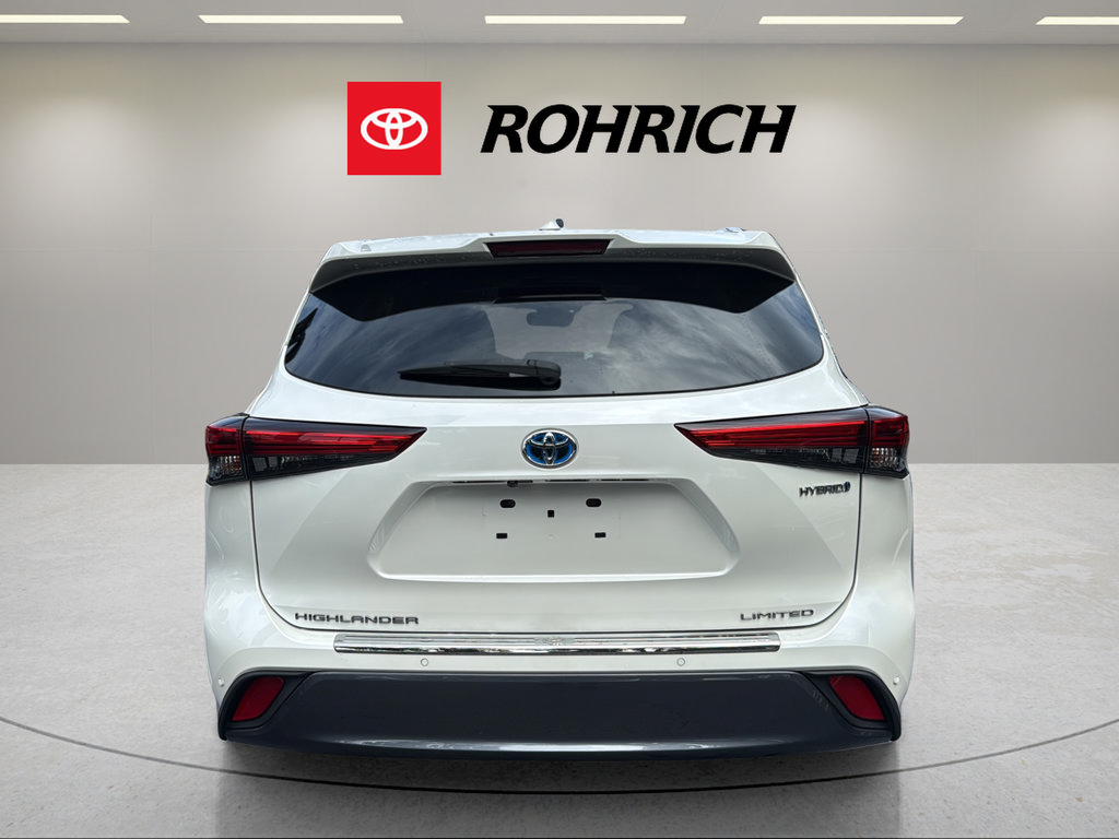 Used 2021 Toyota Highlander Limited AWD/4WD image 9