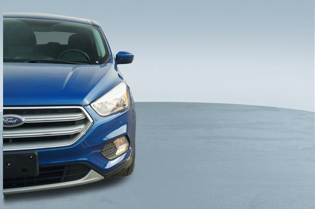 Used 2017 Ford Escape SE w/ SE Cold Weather Package image 38