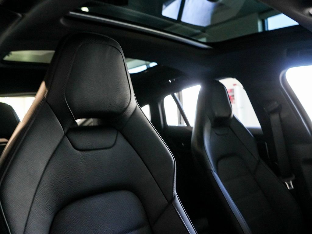 New 2026 Porsche Panamera 4 AWD/4WD image 29