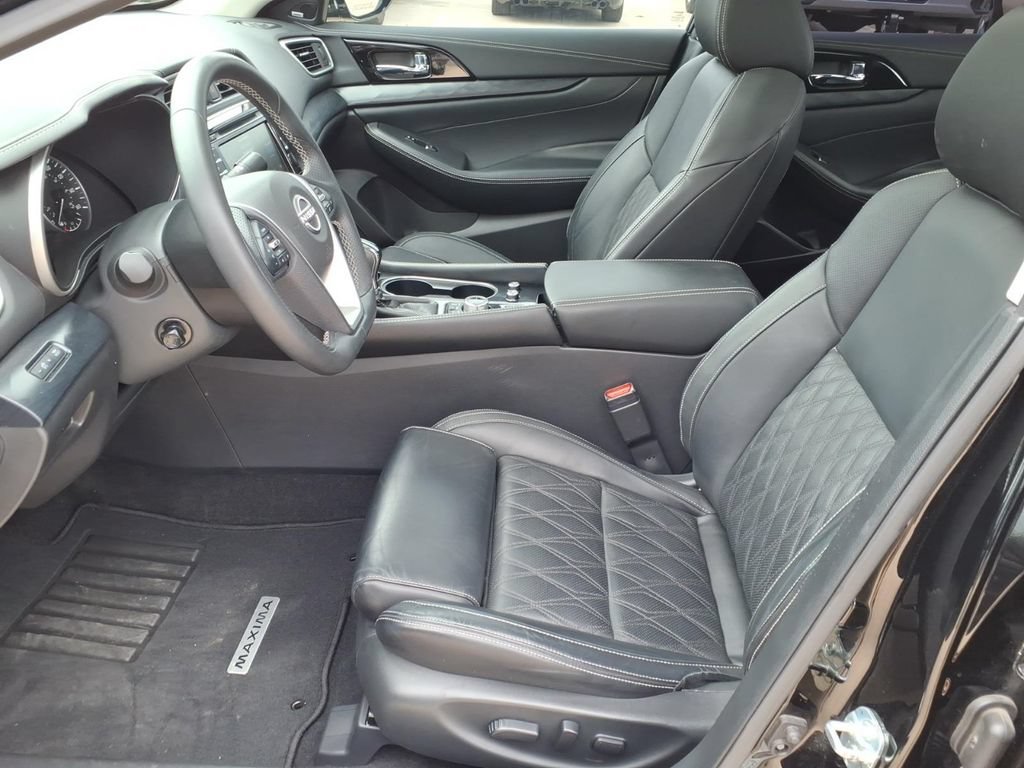 Used 2023 Nissan Maxima Platinum w/ Sport Mat Group FWD image 16