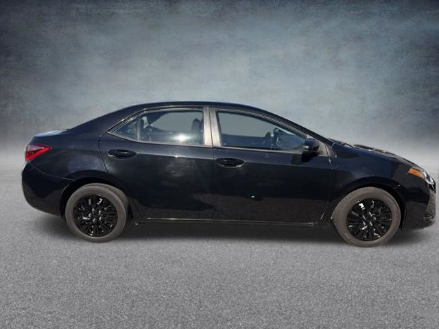 Used 2018 Toyota Corolla LE FWD image 4
