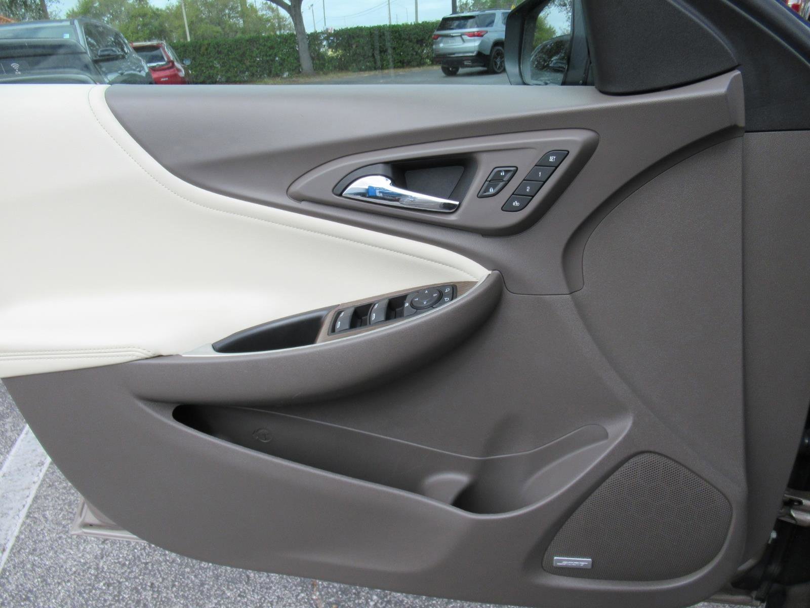 Used 2023 Chevrolet Malibu LT image 18