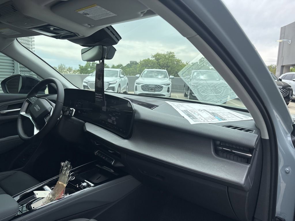 New 2026 Audi Q3 quattro 2.0T AWD/4WD image 15
