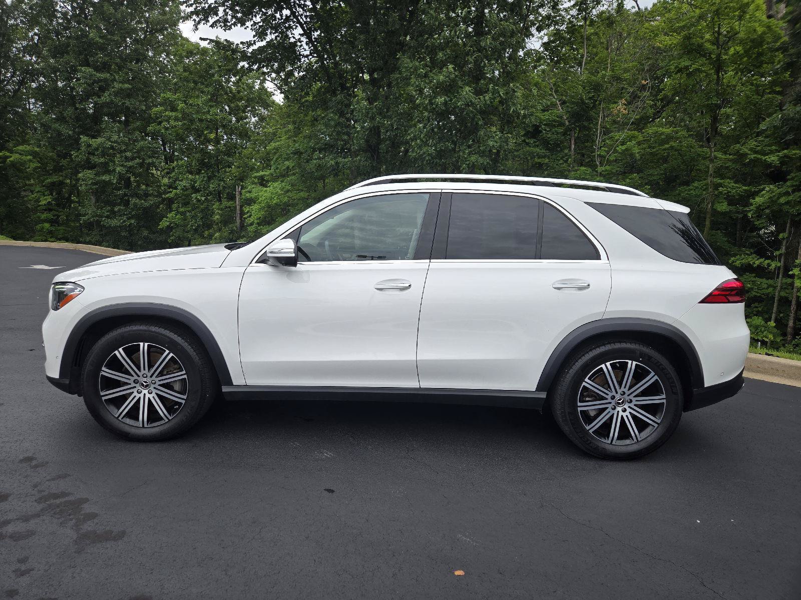 Used 2024 Mercedes-Benz GLE 450 4MATIC image 5