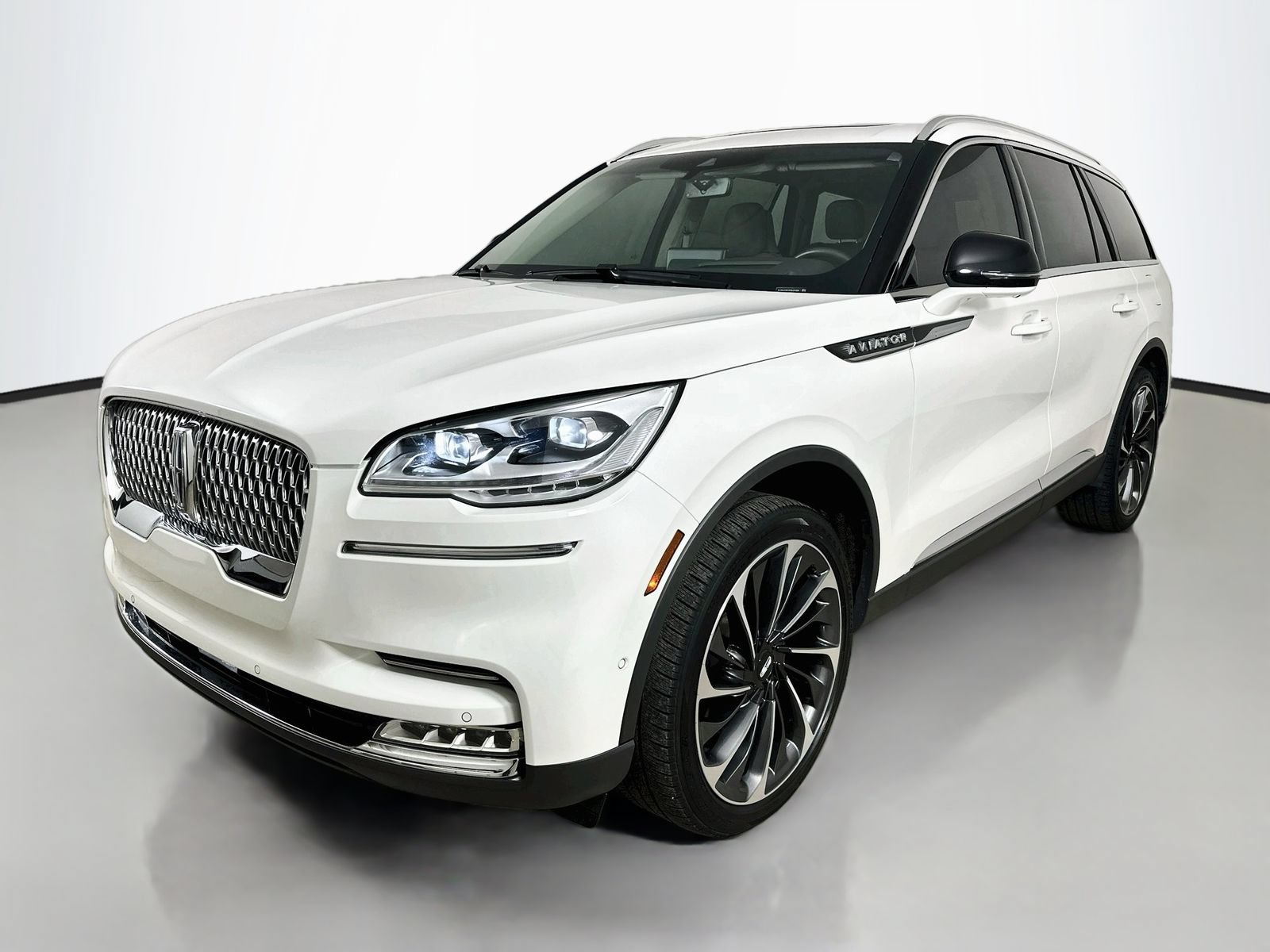 Used 2023 Lincoln Aviator Reserve w/ Equipment Group 201A