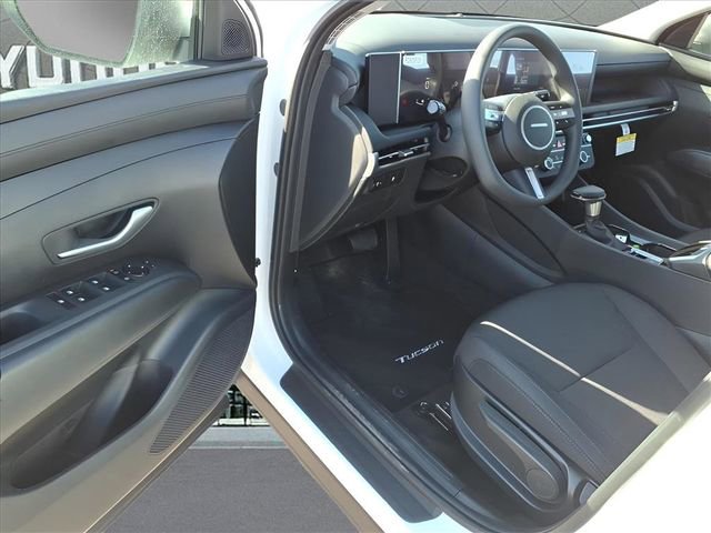 New 2026 Hyundai Tucson SE image 15