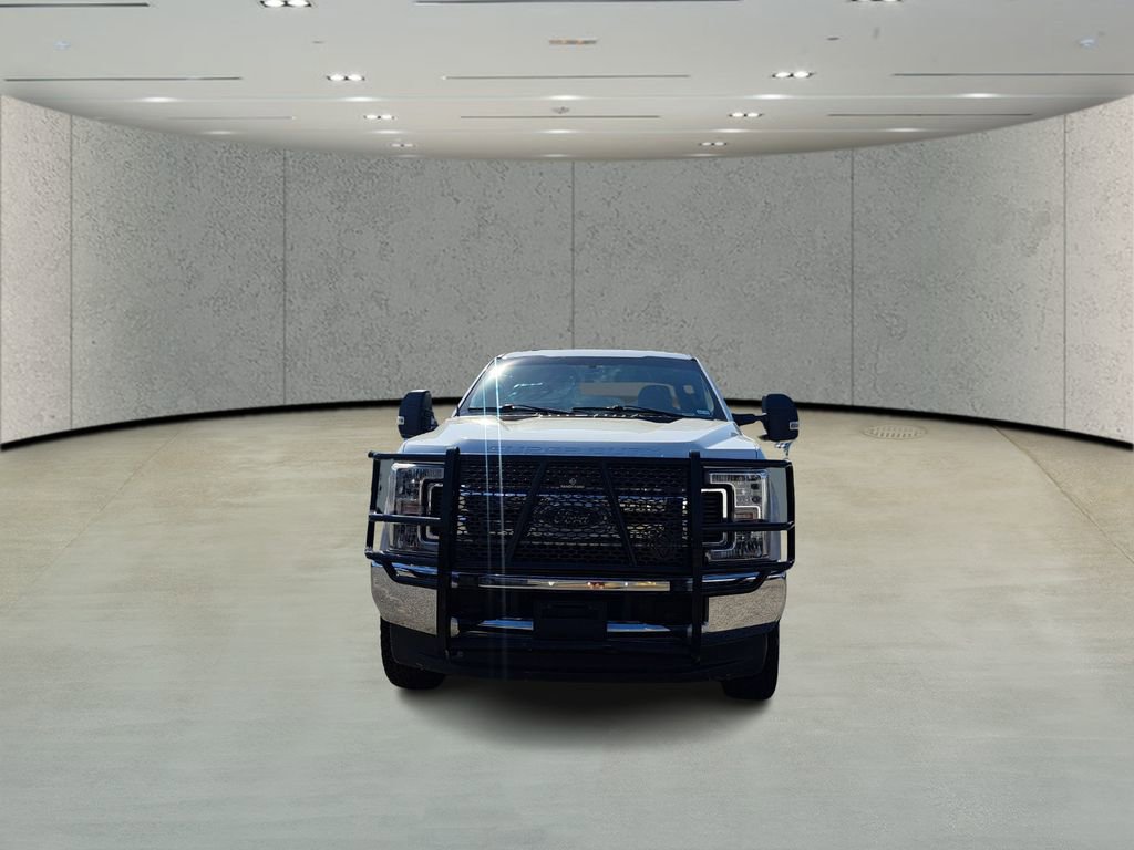 Used 2019 Ford F250 XLT AWD/4WD image 2