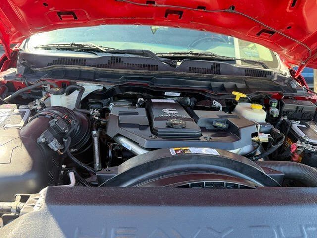 Used 2018 RAM 3500 Tradesman w/ Chrome Appearance Group AWD/4WD image 59