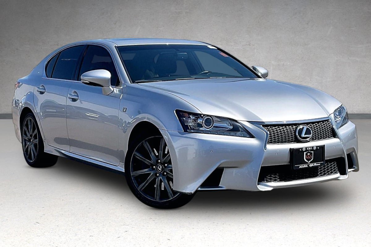 Used 2015 Lexus GS 350 w/ F Sport Package RWD image 2