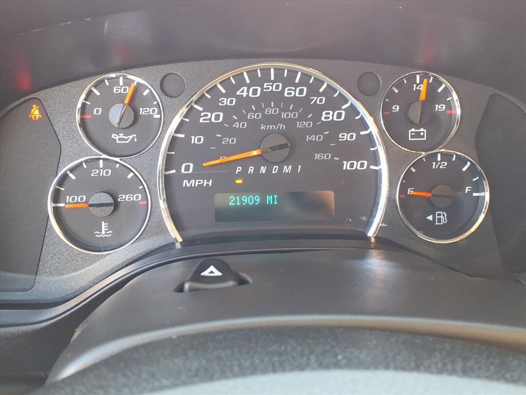 Used 2024 Chevrolet Express 2500 w/ Driver Convenience Package image 6