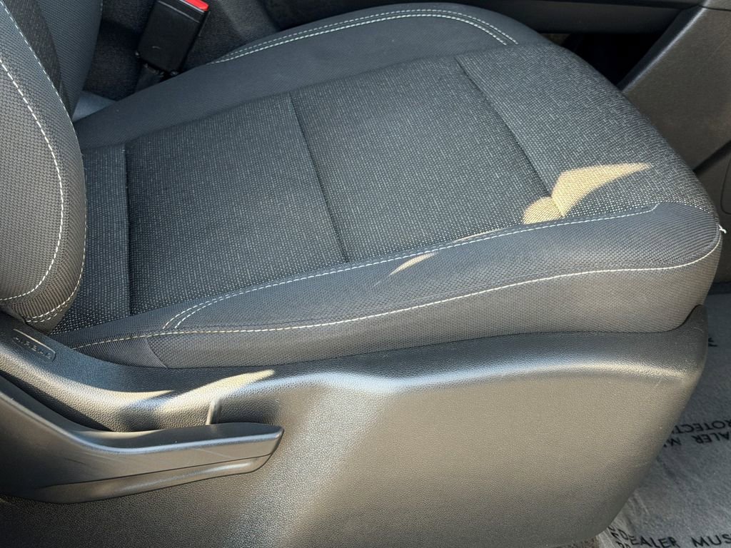 Used 2024 Chevrolet Traverse LT image 8