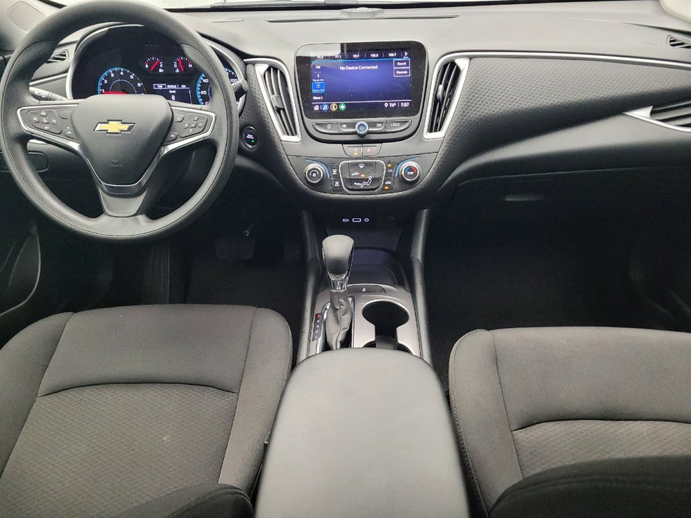 Used 2025 Chevrolet Malibu LS FWD image 22