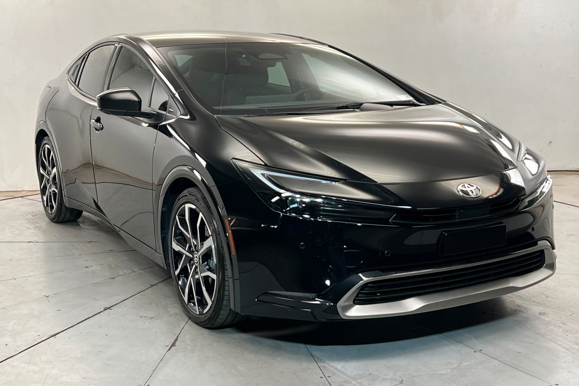 Used 2026 Toyota Prius Plug-In Hybrid w/ Limited Premium Package FWD image 8