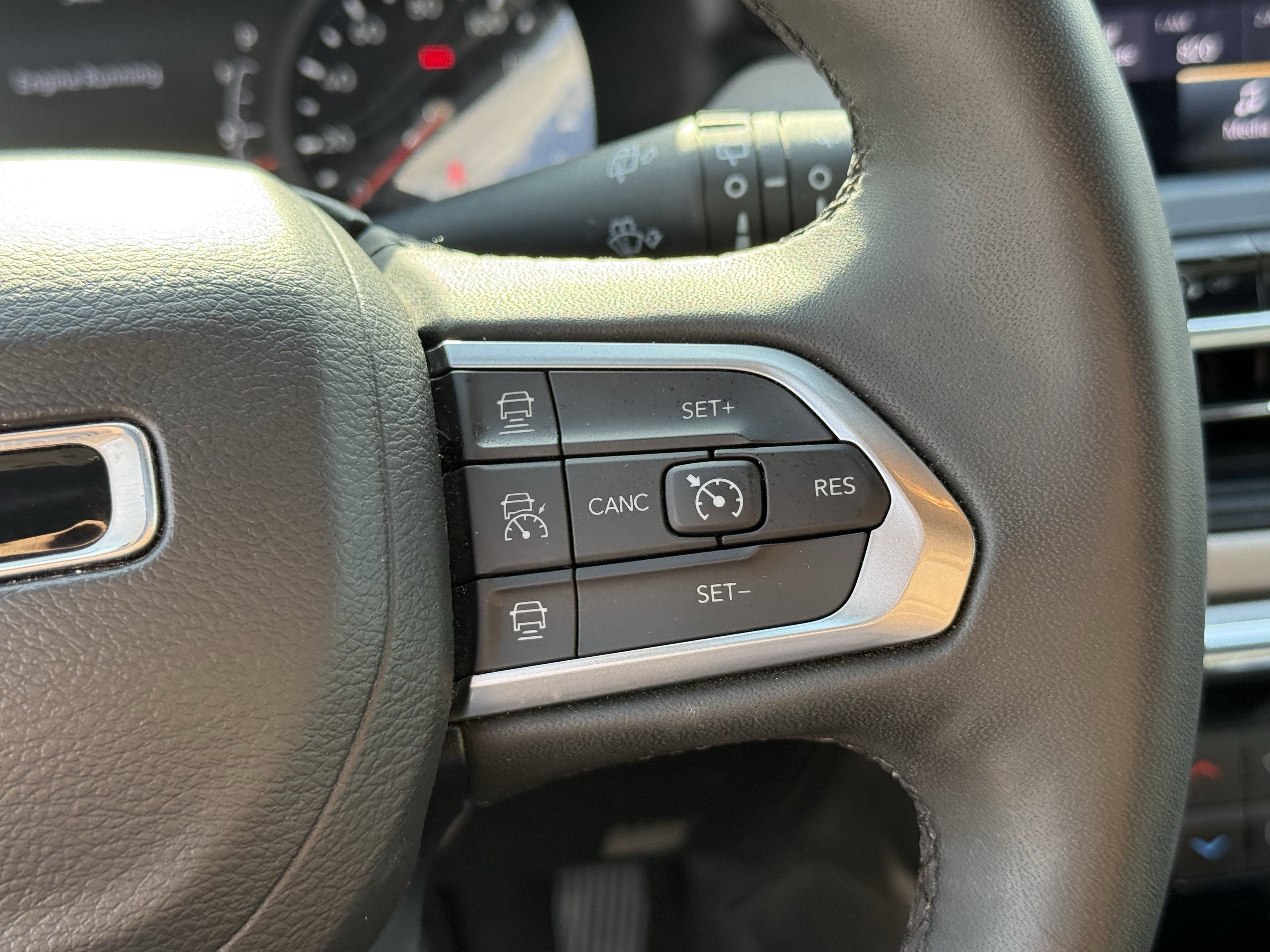Used 2024 Jeep Compass Limited AWD/4WD image 17