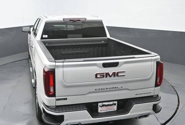 Used 2024 GMC Sierra 1500 Denali w/ Technology Package AWD/4WD image 31