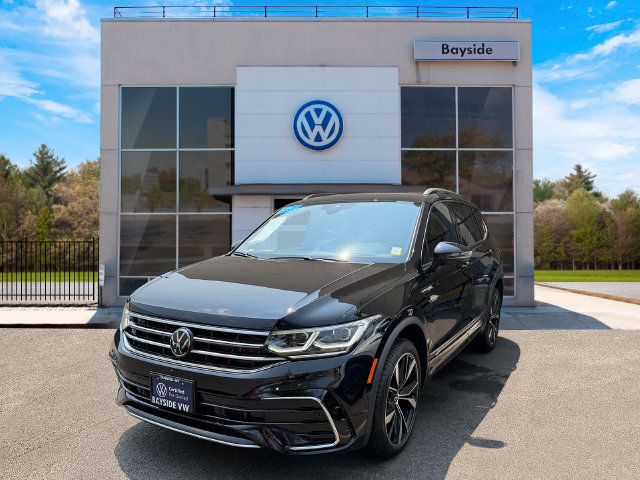 Certified 2024 Volkswagen Tiguan SEL R-Line AWD/4WD image 4