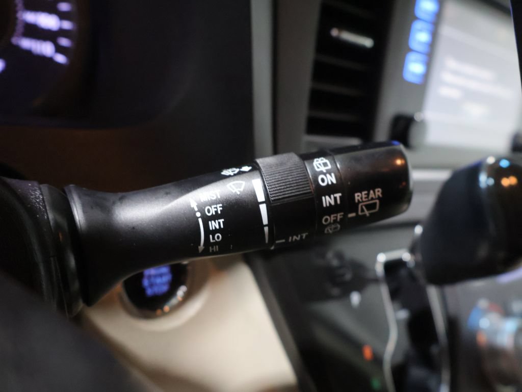 Used 2025 Hyundai Santa Fe Calligraphy AWD/4WD image 34