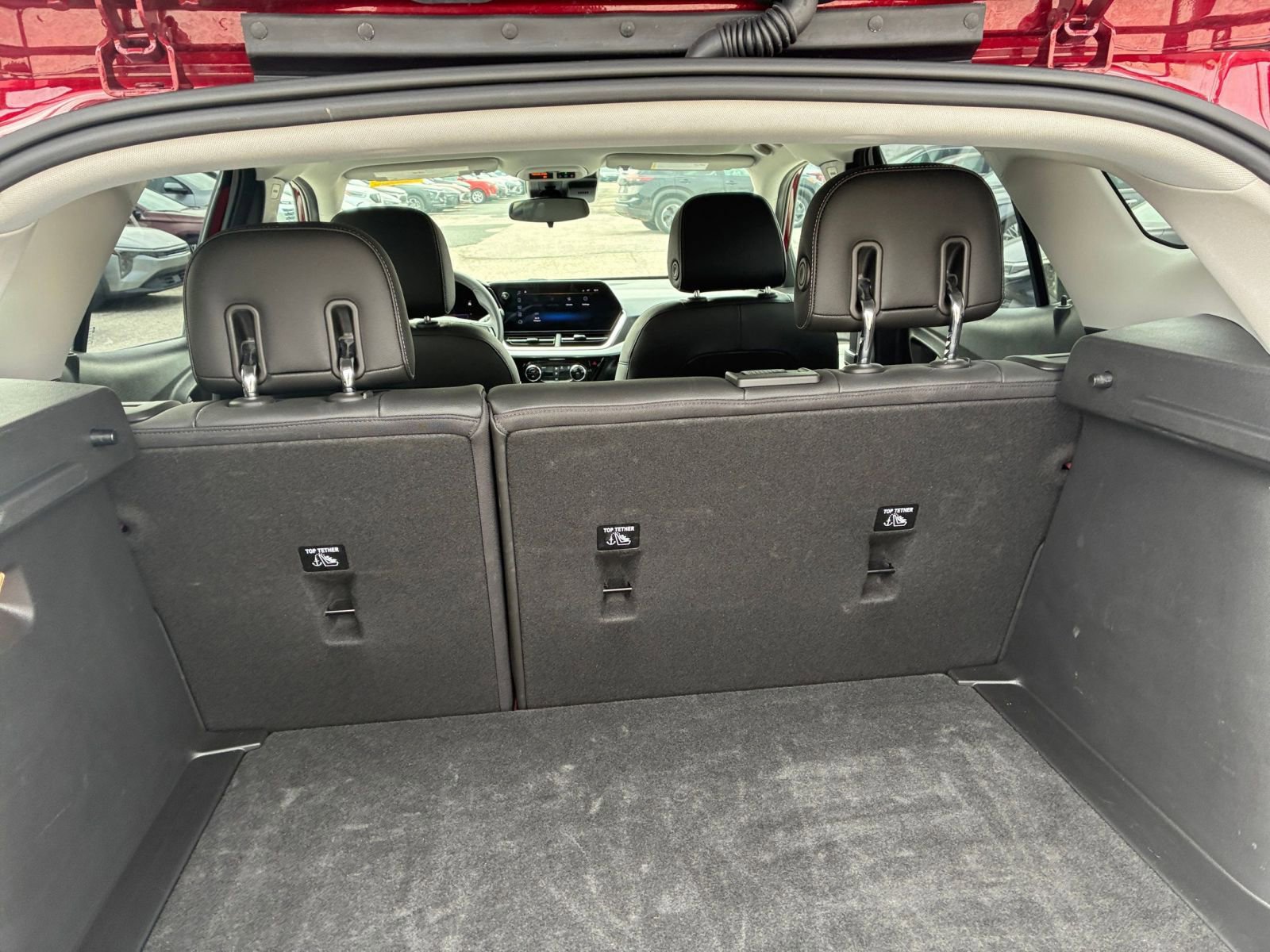 Used 2025 Chevrolet Trax LT image 25