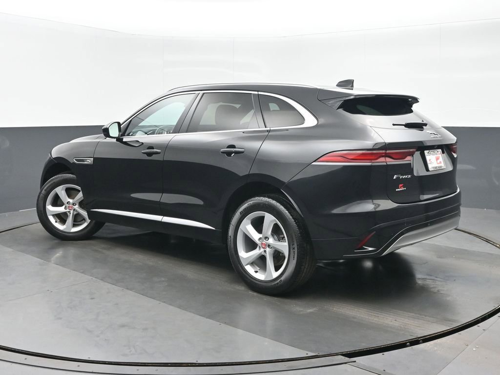 Used 2023 Jaguar F-PACE S image 5