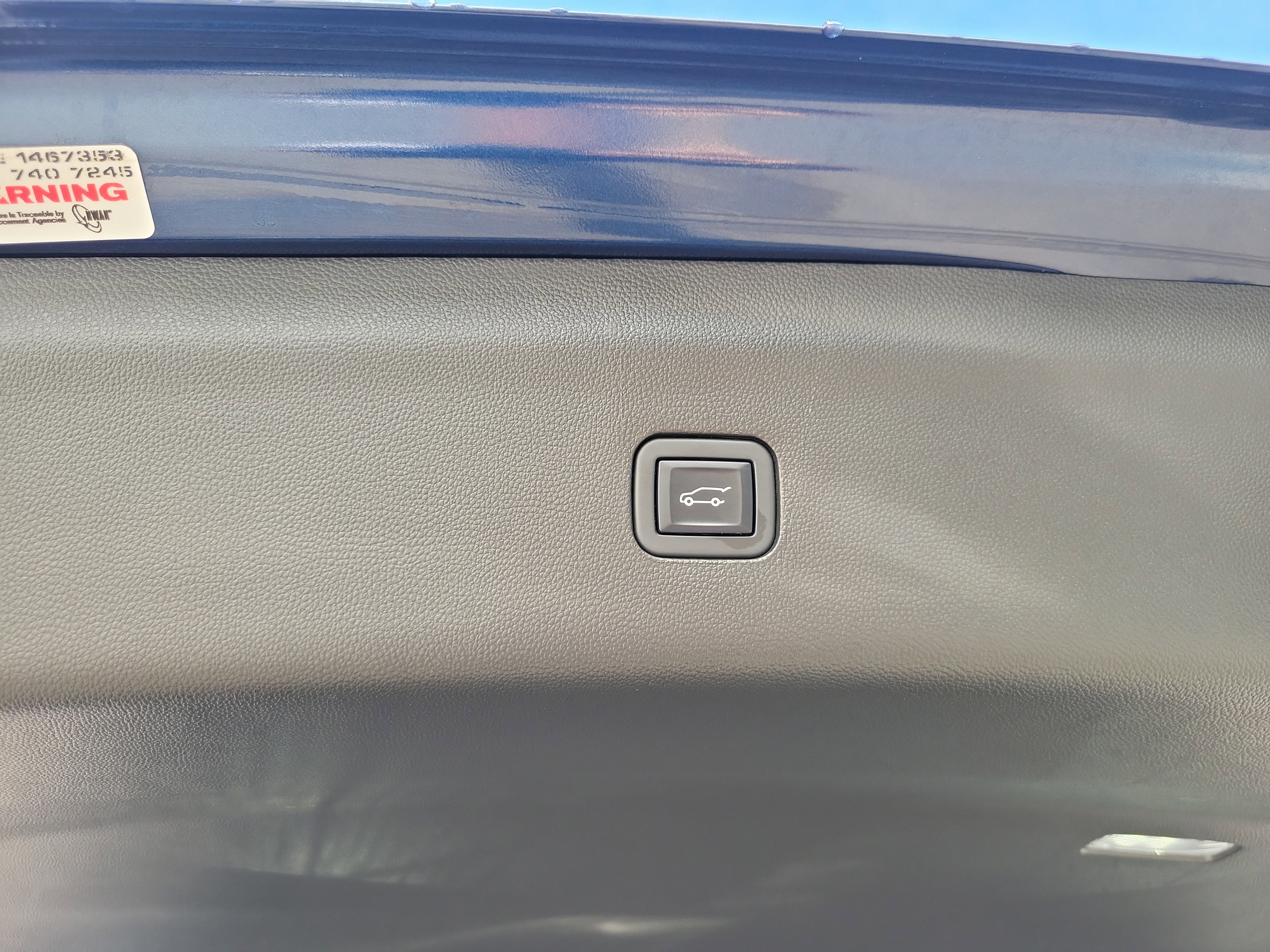 Used 2023 Buick Enclave Premium w/ Experience Buick Package image 17