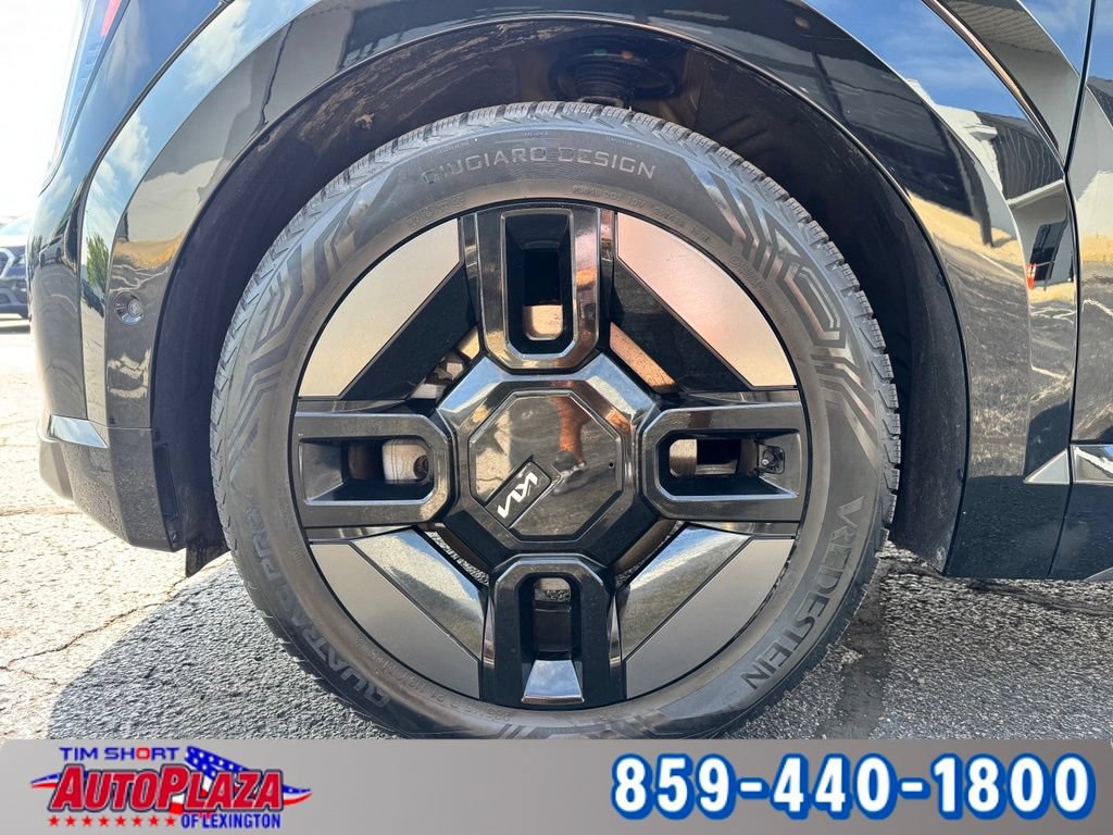 Used 2024 Kia EV9 GT-Line AWD/4WD image 6