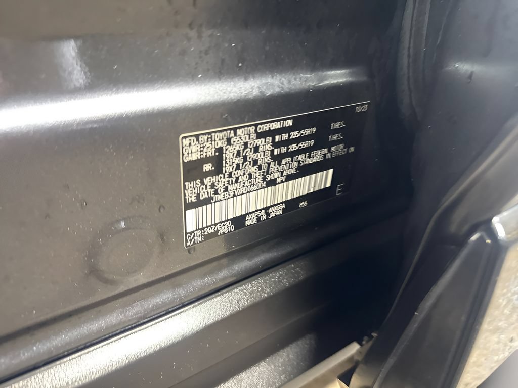 Used 2024 Toyota RAV4 XSE w/ Weather Package AWD/4WD image 5