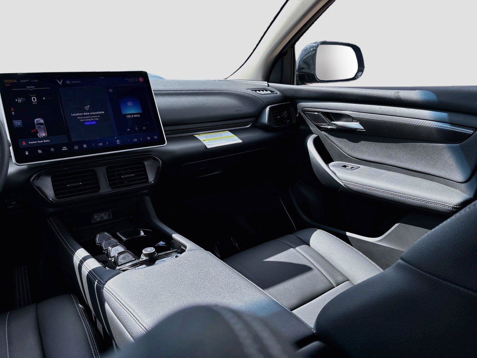 New 2027 VinFast VF 8 Eco AWD/4WD image 22