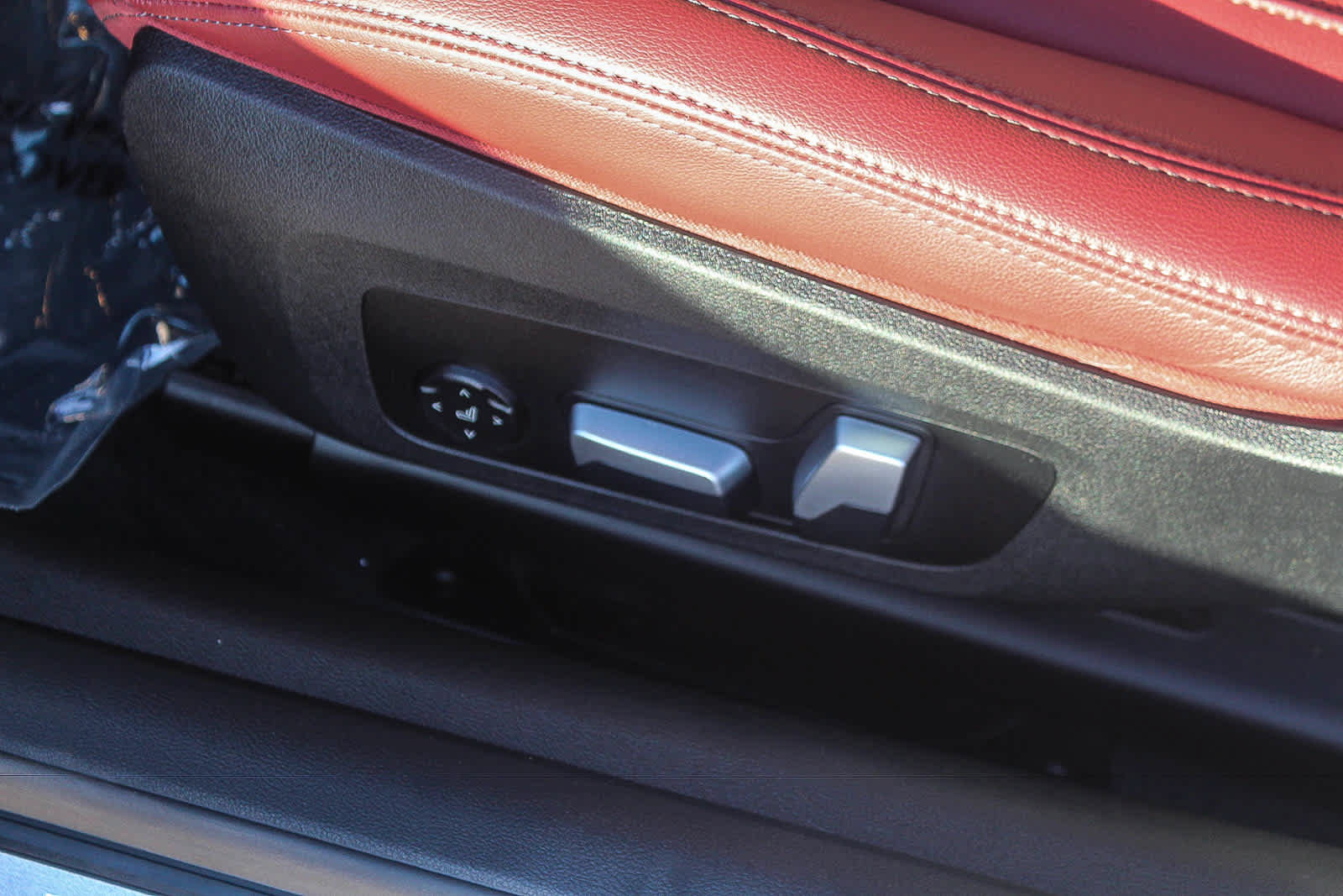 Used 2024 BMW 430i Coupe w/ Convenience Package RWD image 19