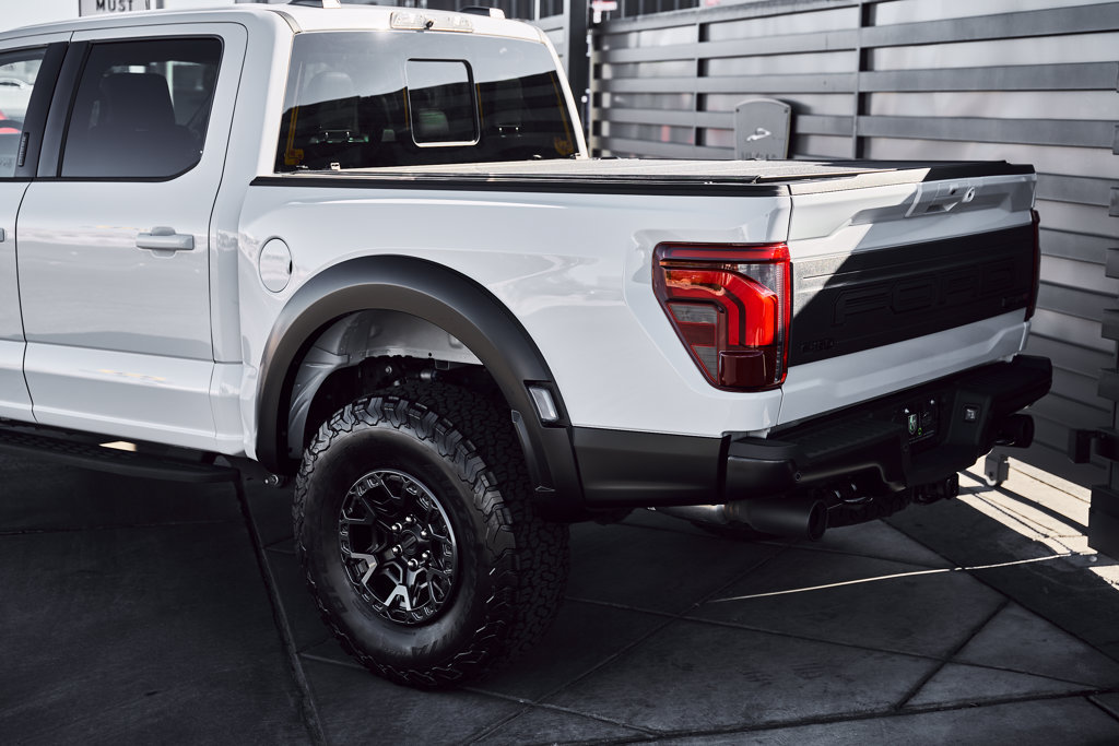 Used 2024 Ford F150 Raptor w/ Equipment Group 803A Raptor R AWD/4WD image 10