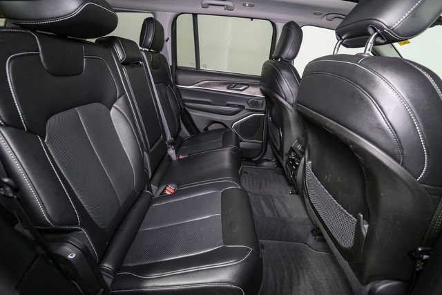 Used 2022 Jeep Grand Cherokee Limited 4xe w/ Luxury Tech Group II image 20