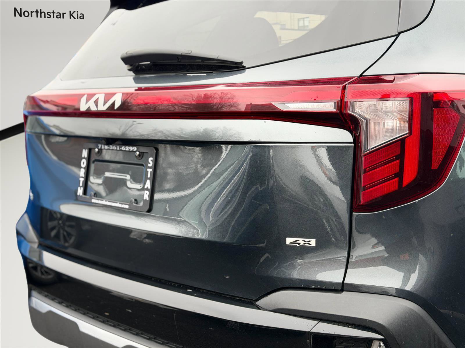 Used 2024 Kia Seltos EX AWD/4WD image 7
