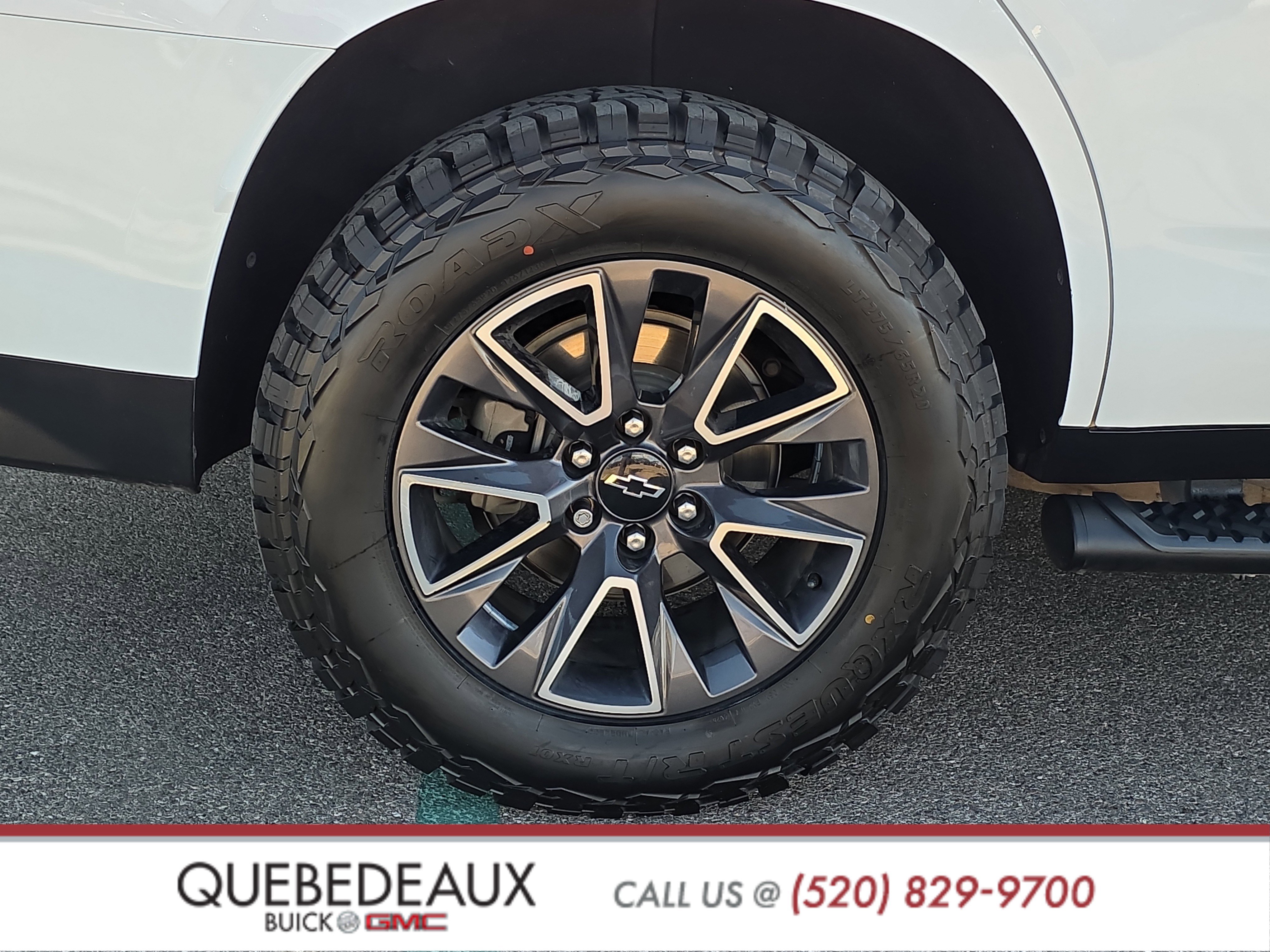 Used 2021 Chevrolet Tahoe Z71 image 11