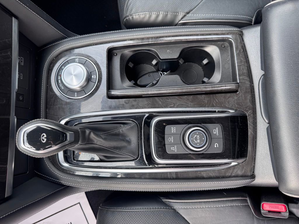 Used 2024 INFINITI QX80 Luxe image 21