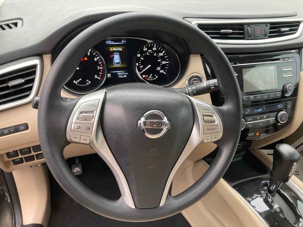 Used 2016 Nissan Rogue SV image 20
