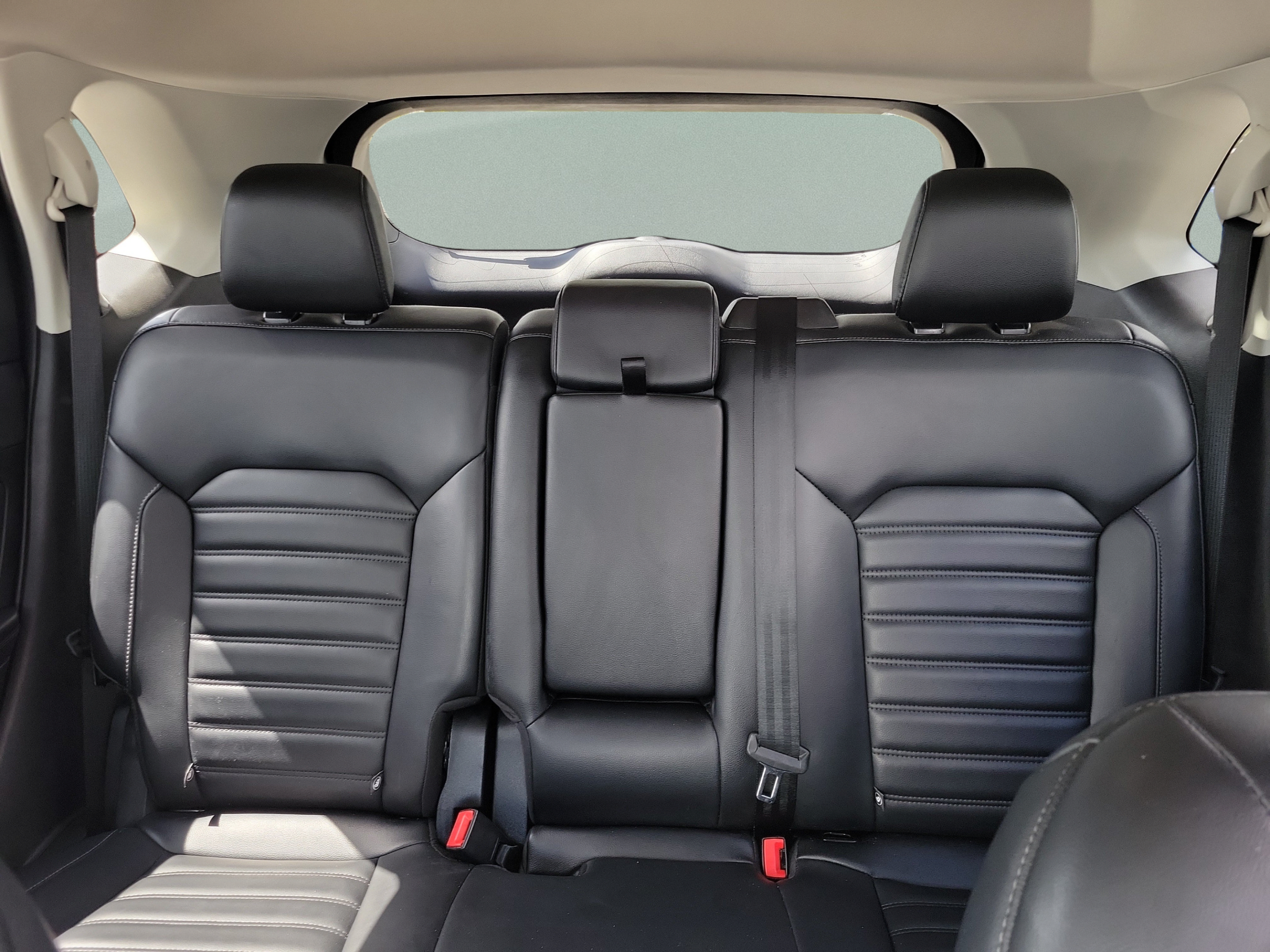 Used 2024 Ford Edge SEL AWD/4WD image 9